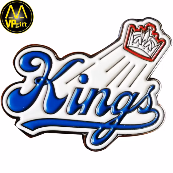 Promoção por atacado Emblema personalizado Logotipo Moda 3D Anime Cartoon Escola Macio Esmalte Duro Botão de Metal Lapela Pin Distintivo para Brinde Promocional